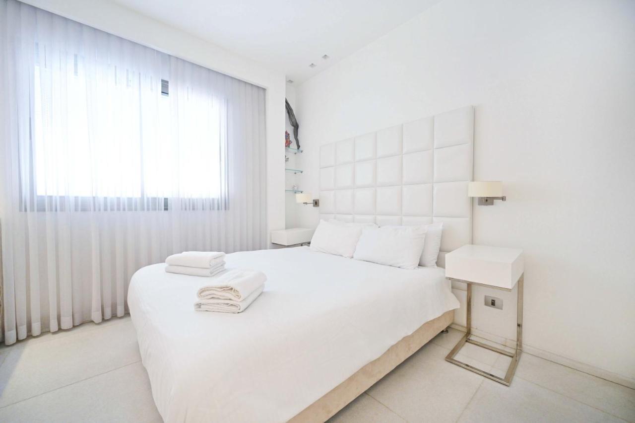 Luxe 3br Penthouse W Jacuzzi&parking&mamad By Holyguest Apartment Tel Aviv